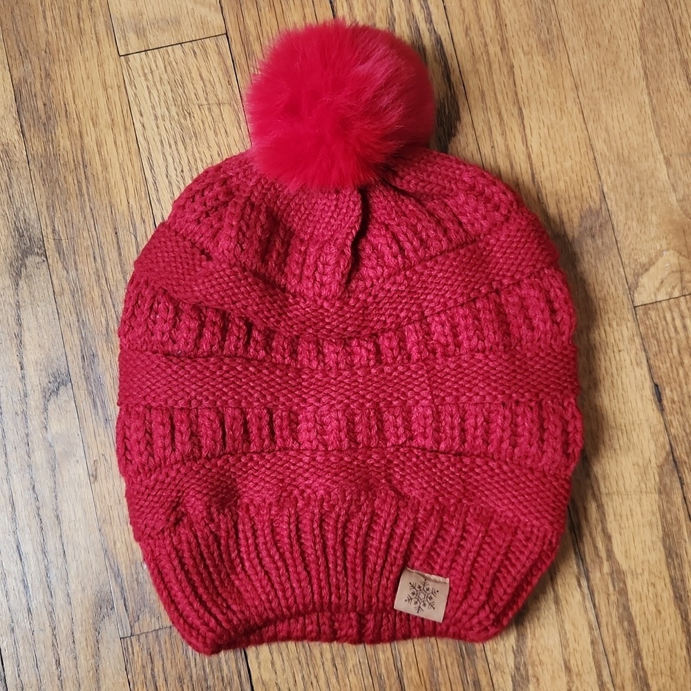 NWOT Red Winter Hat And Matching Finger Glove Set - Picture 3 of 8